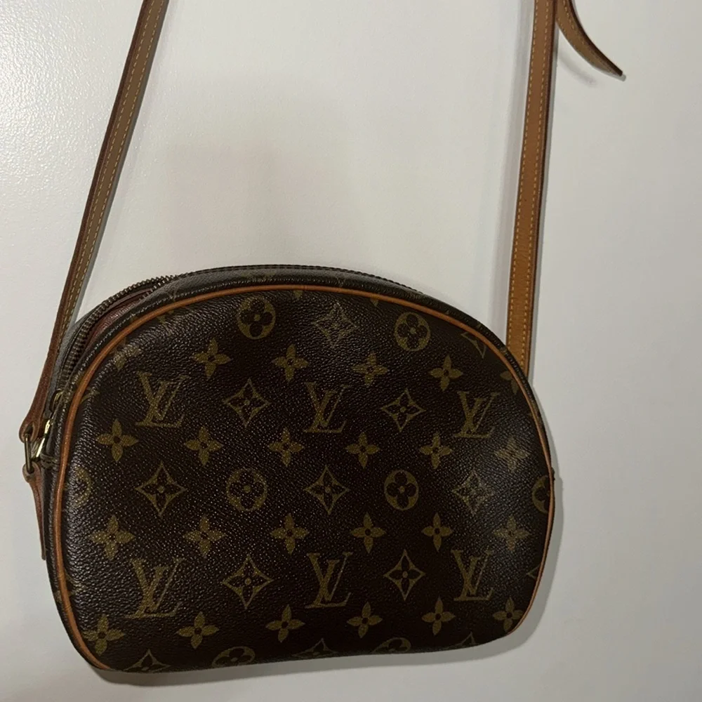 Louis Vuitton shoulder bag in great confidence - Picture 2 of 8